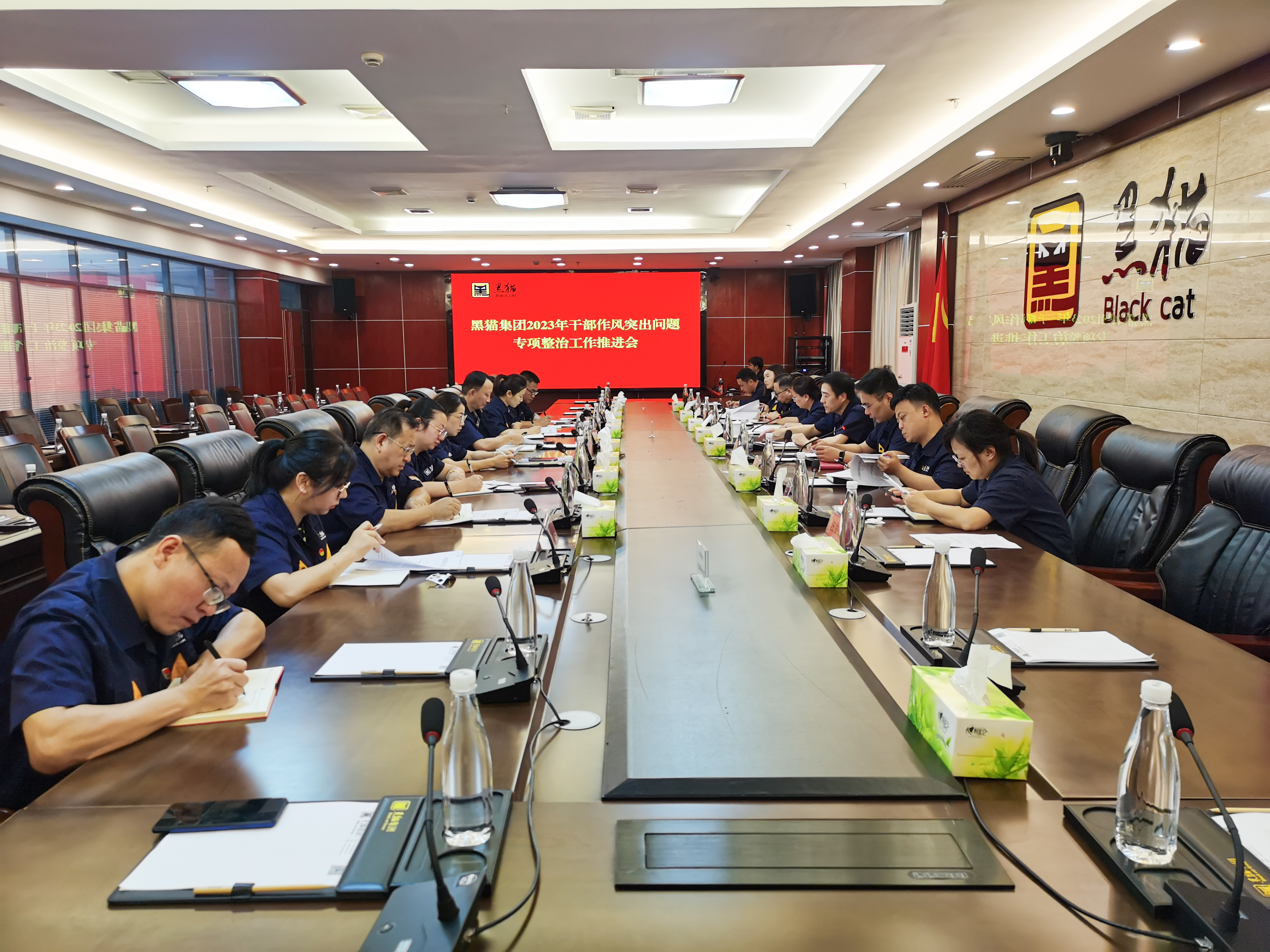 0c3ad78c19561b3b93cbe68ab652e7b_1.jpg 0c3ad78c19561b3b93cbe68ab652e7b_1.jpg